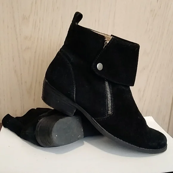Vableaker suede ankle Boots sz 8M - Picture 2 of 5